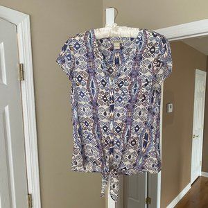 Short sleeve Button Down blouse- bottom tie